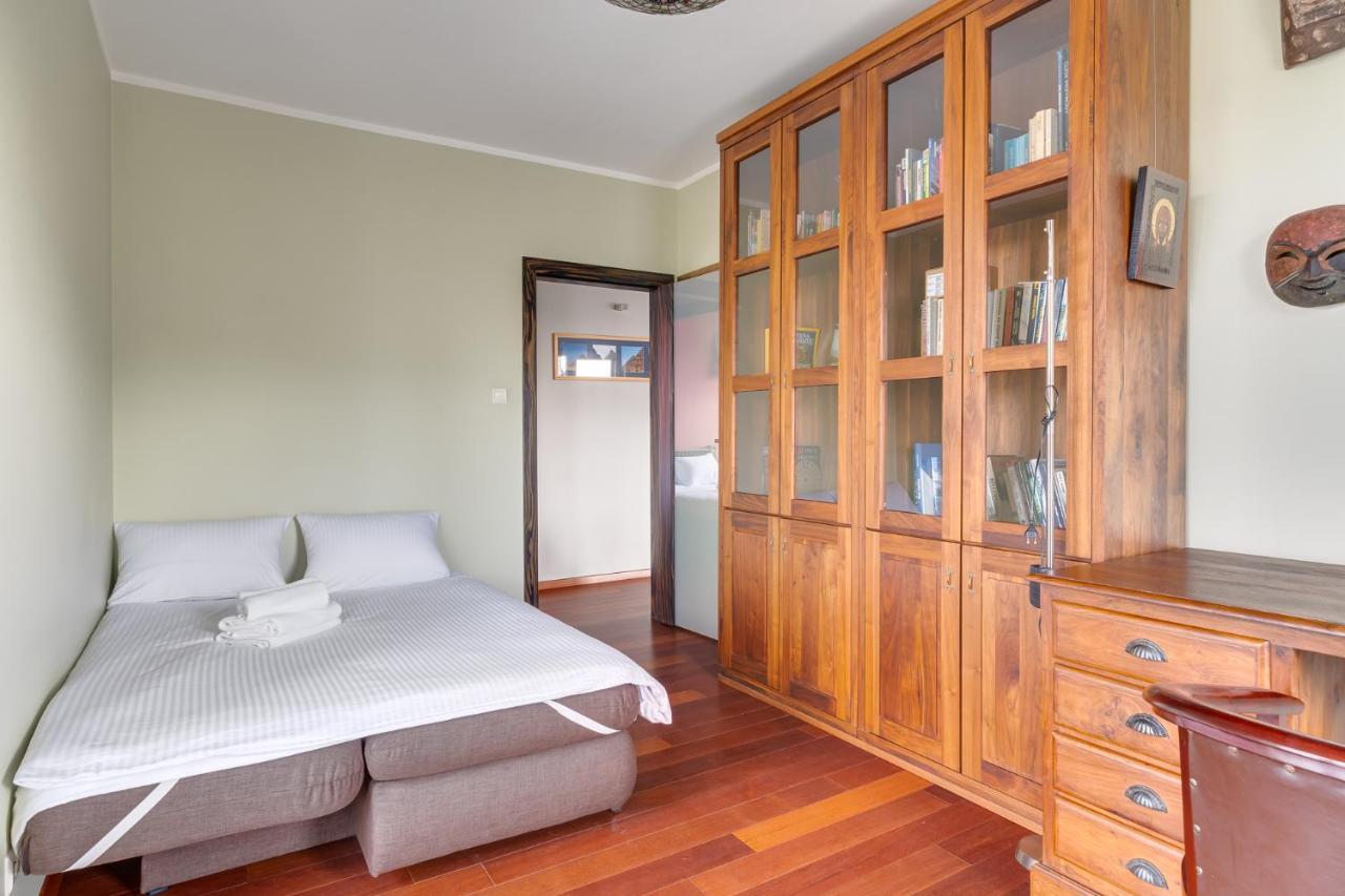 Lasek Marcelinski 2-Bedroom Apartment Poznań Eksteriør billede